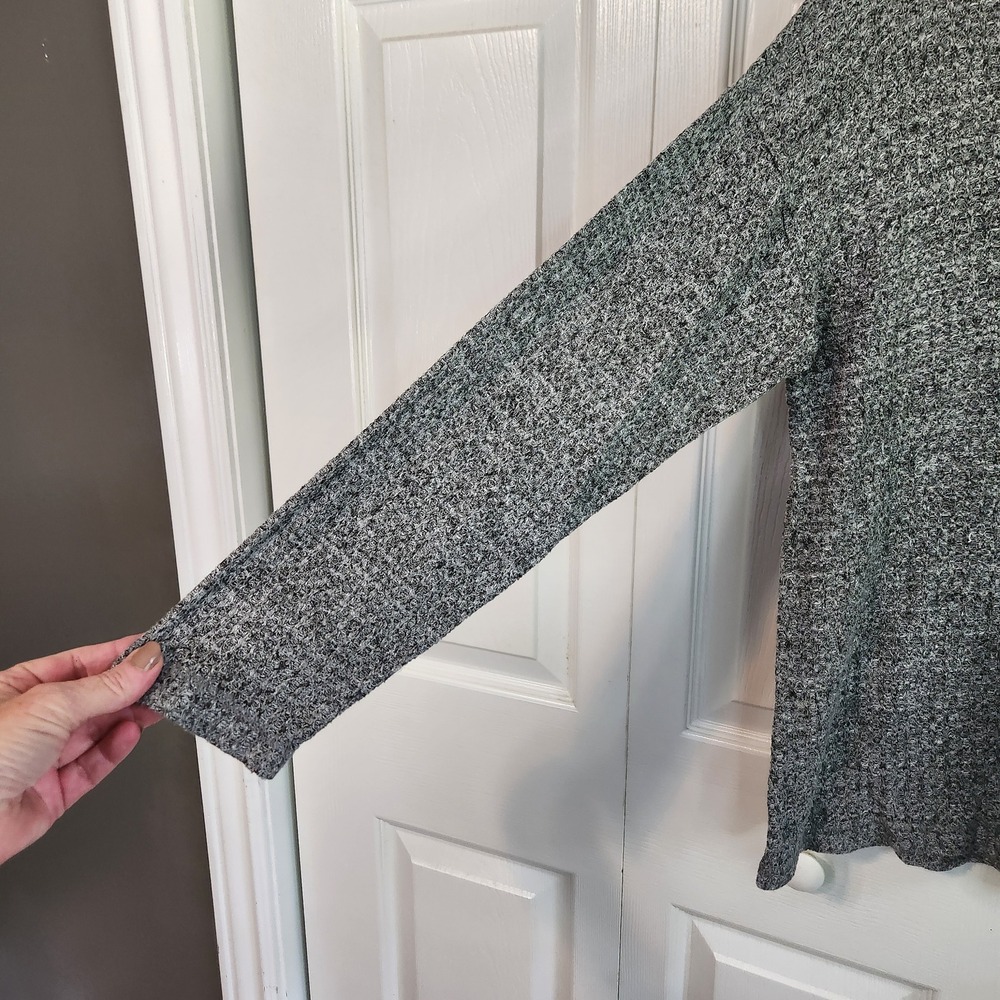 American Eagle Grey Marl V-Neck Soft Knit Pocket Sweater Top Size Med Boxy Y2K - Picture 3 of 9
